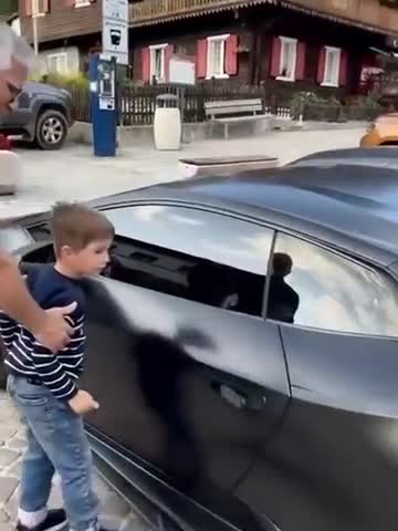 I love it when polite people meet